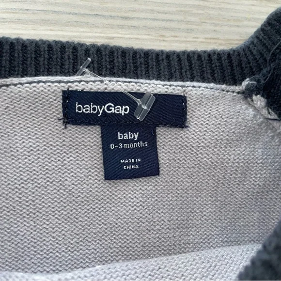 ⭐️0-3 Months Baby Gap Baby Boys One Piece Outfit⭐️ - Picture 3 of 3